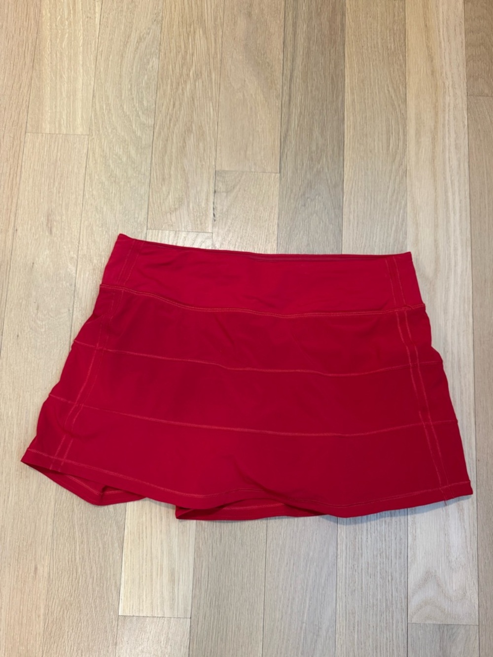 lululemon athletica Red pace skirt well loved